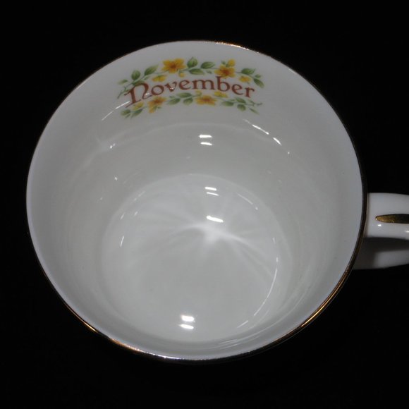 2 beautiful coffee mugs from Duchess monthly flower series - Picture 5 of 11